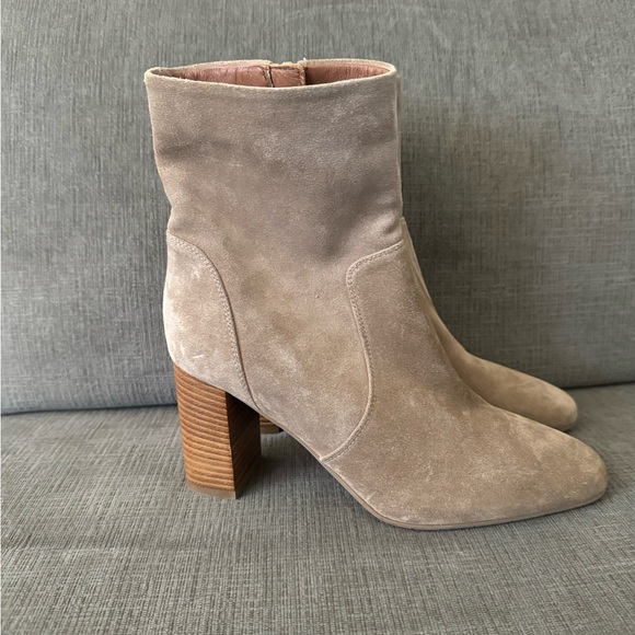 Aquatalia Luissa Bootie - Picture 1 of 6